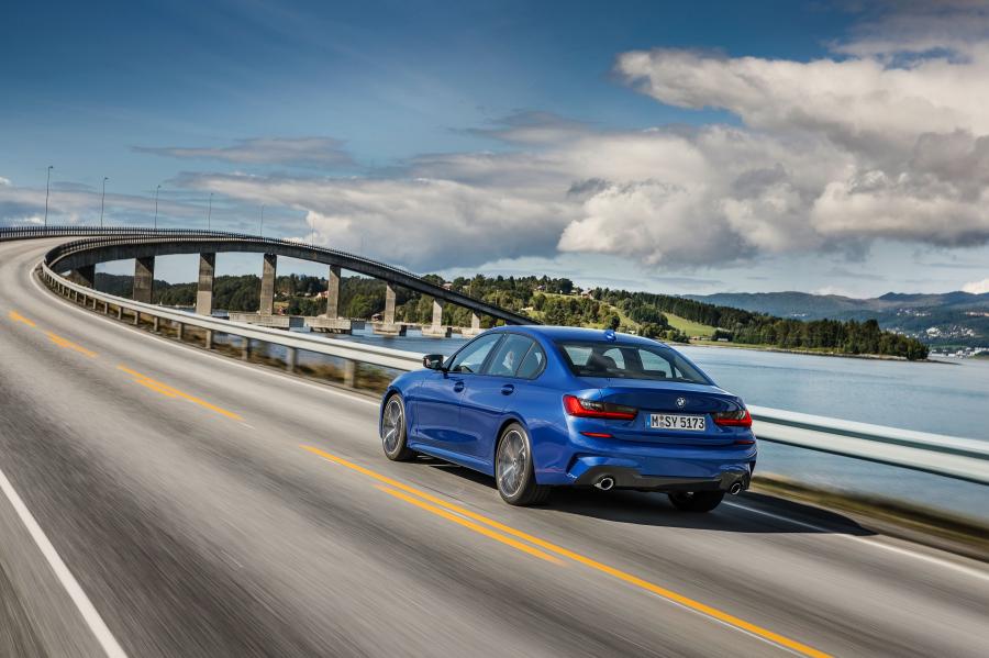  BMW 330i M Sport (G20) 2019 года  (WW) (фото 12 из 284)